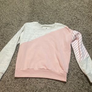 womens crewneck, light pink and grey